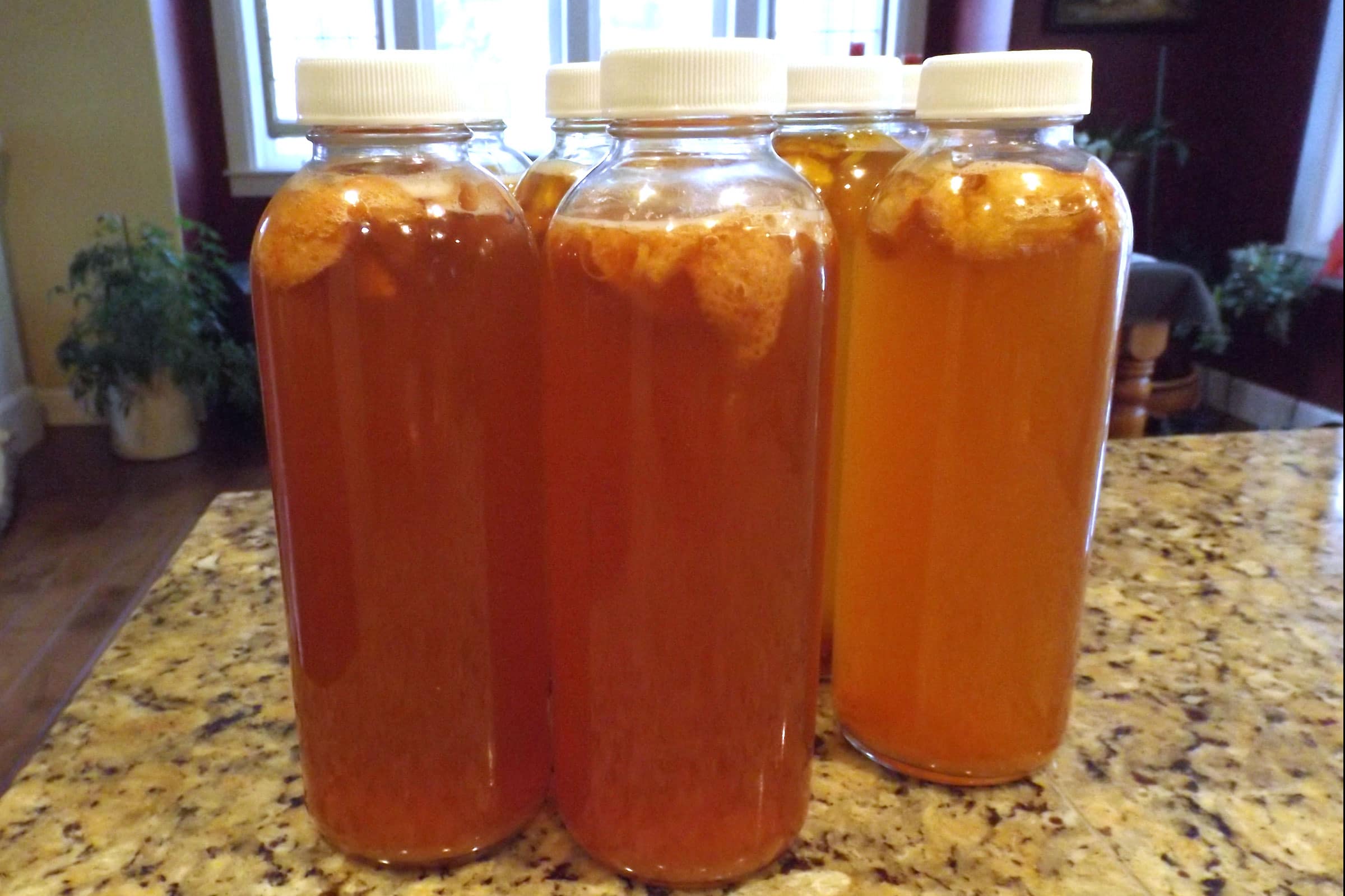 https://www.kombuchajournal.com/wp-content/uploads/2018/01/kombucha-flavoring-bottles.jpg